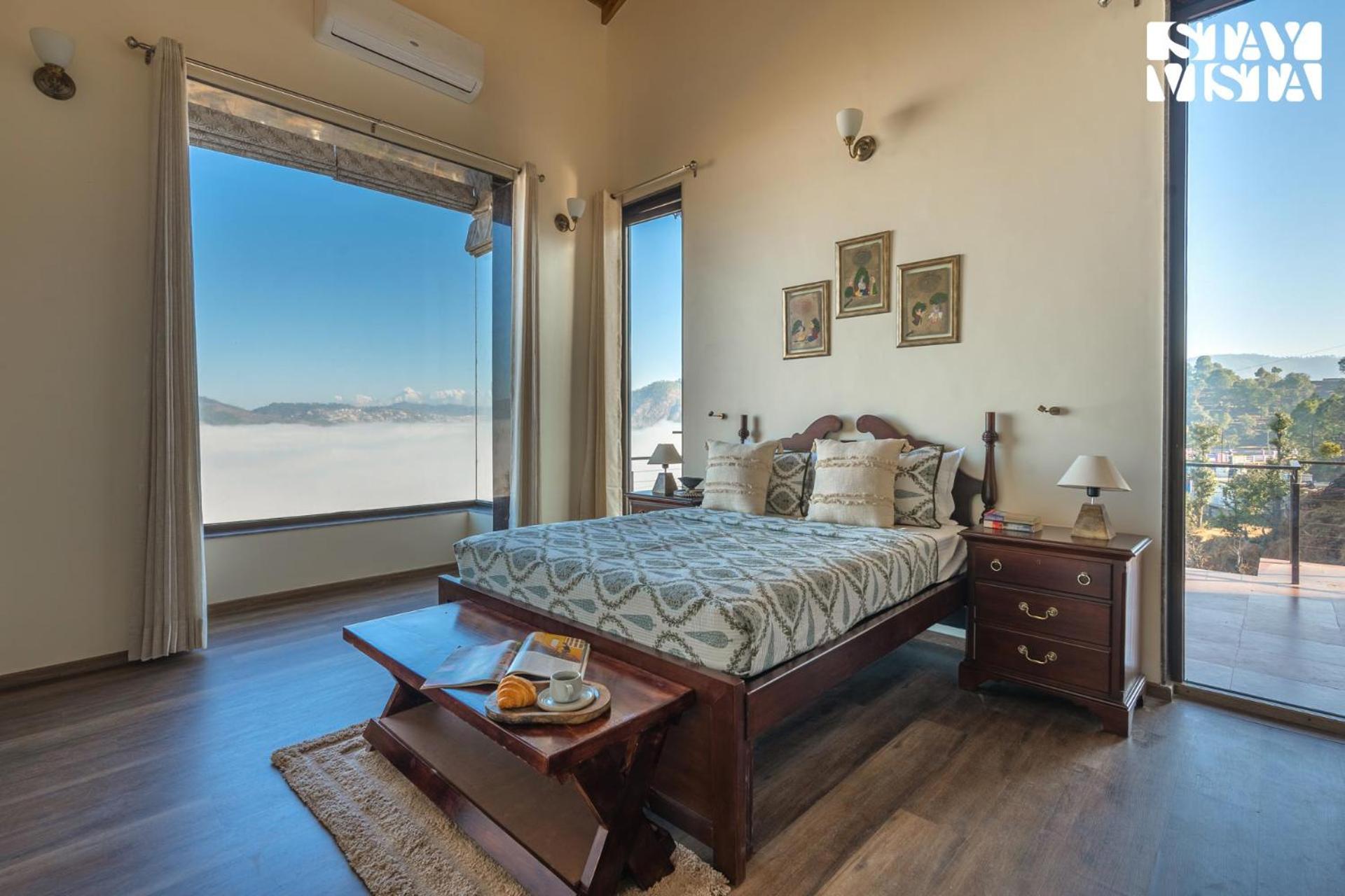 Stayvista At Amulyam Villa With Lawn & Bonfire Mukteshwar Exterior photo
